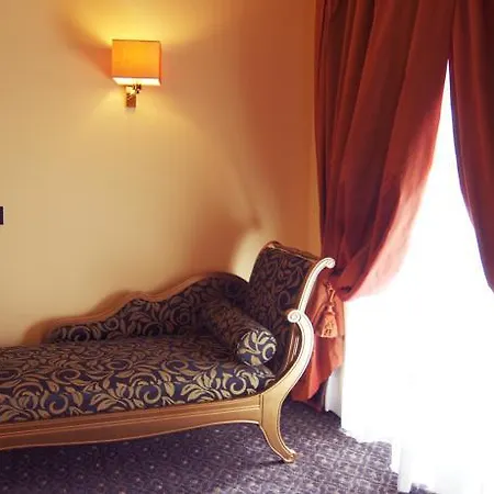 Отель Bram Ламеция-Терме