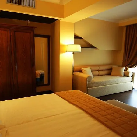 Bram Hotel 4*