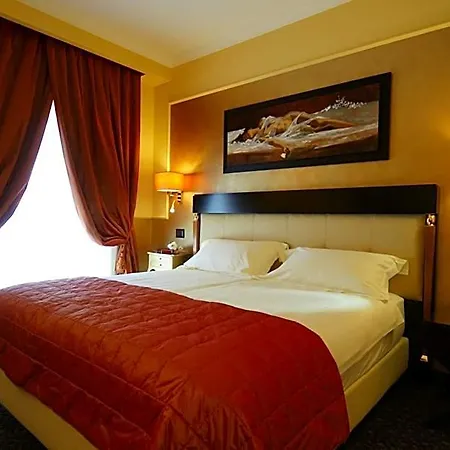 Bram Hotell 4*