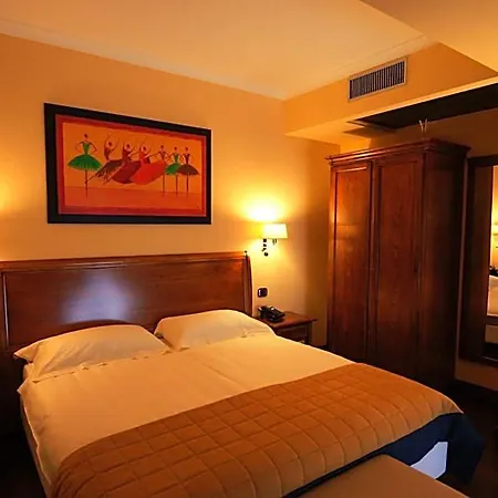 Hotell Bram 4*